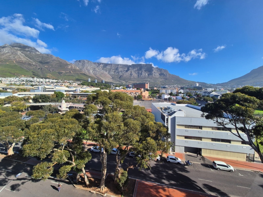 To Let 2 Bedroom Property for Rent in Zonnebloem Western Cape